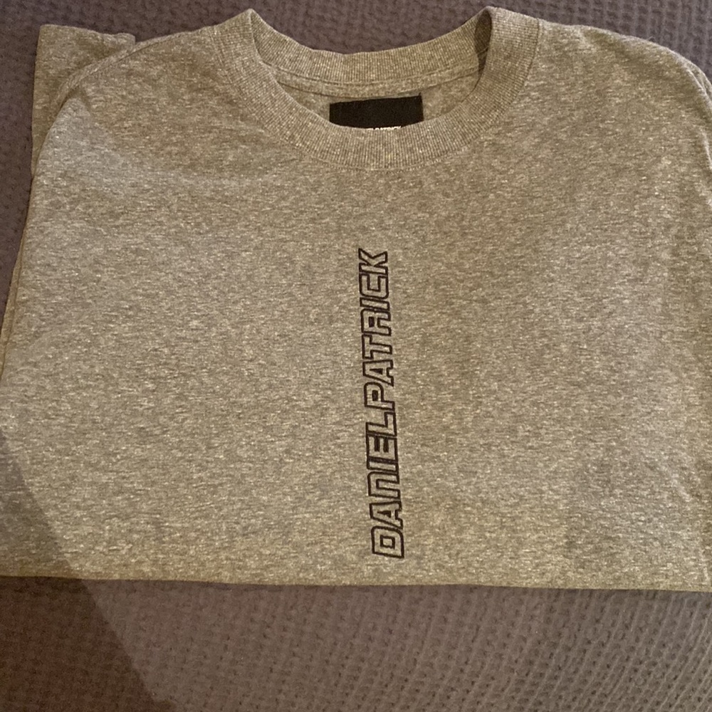 Daniel Patrick T-Shirt ! Pristine Condition - image 4